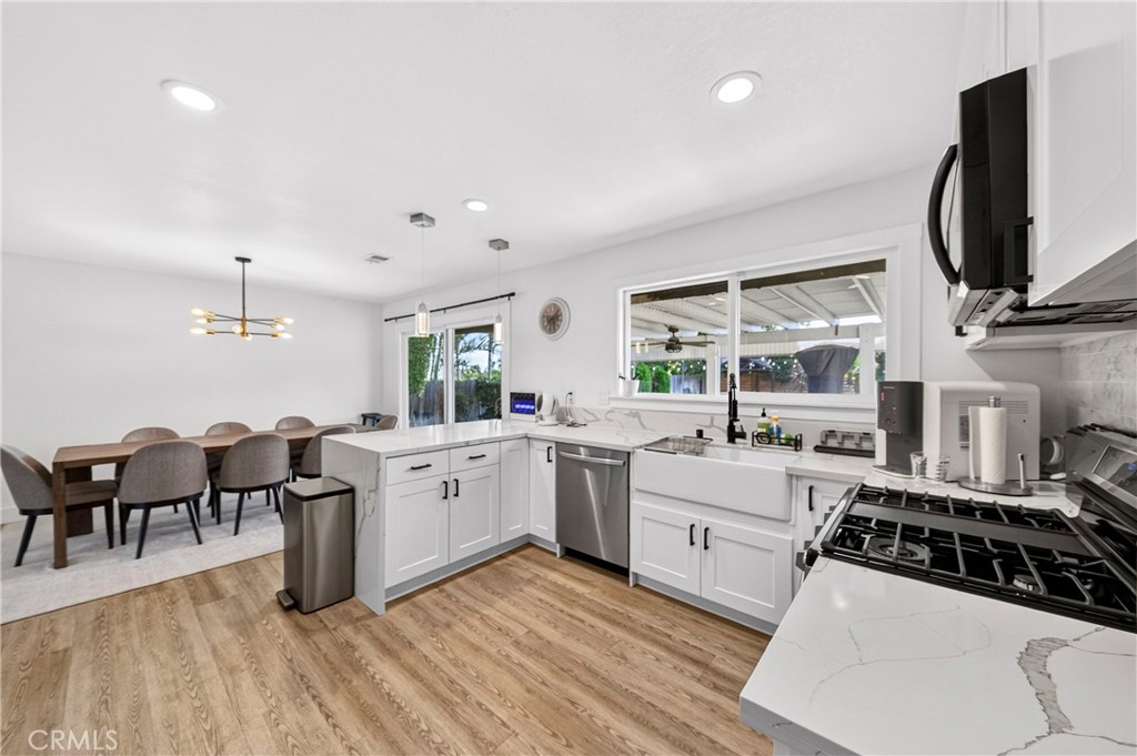 1701 Sunrise Property Photo 8