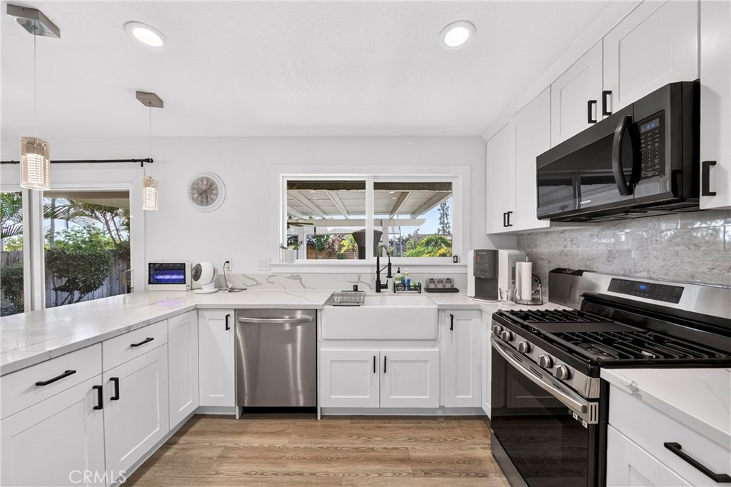 1701 Sunrise Property Photo 9