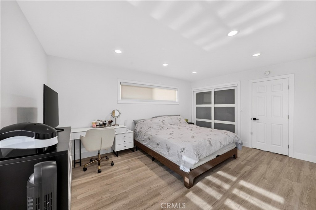 1701 Sunrise Property Photo 11