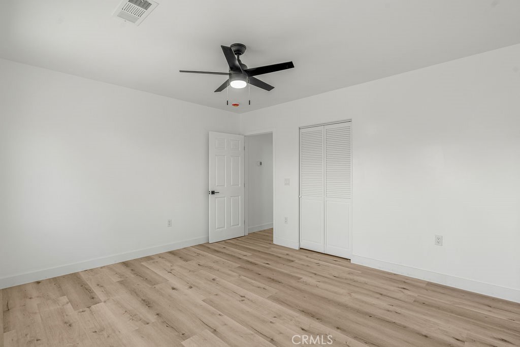 5419 S Rimpau Property Photo 26