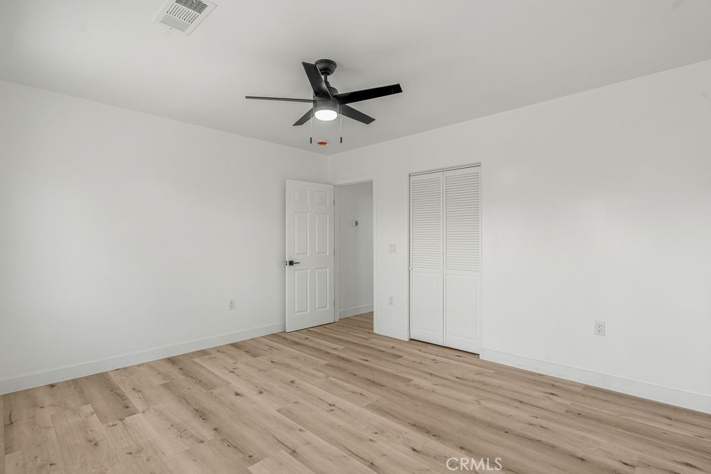 5419 S Rimpau Property Photo 26