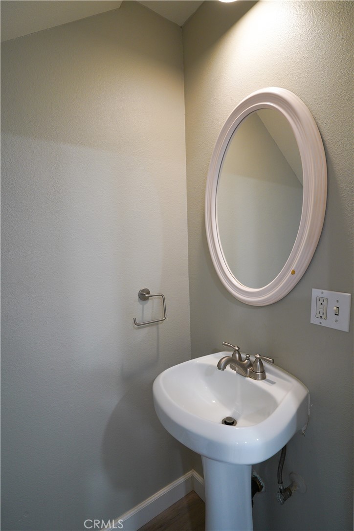 320 12th Street 12 Property Photo 14
