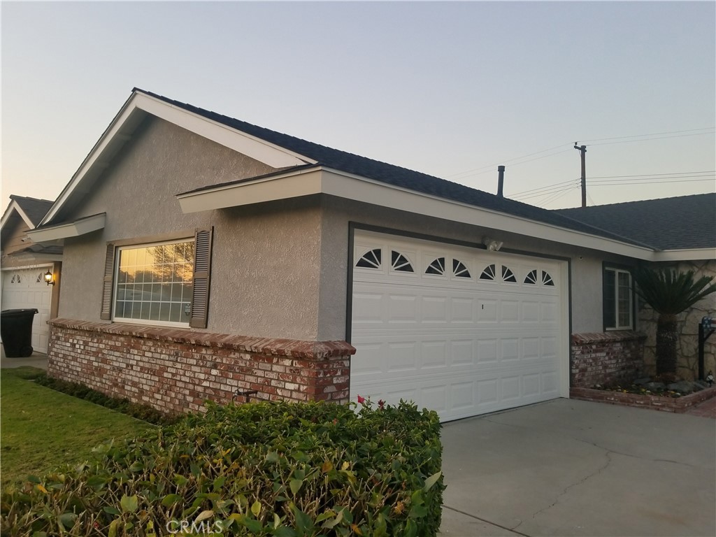 5253 E Woodwind Property Photo 4