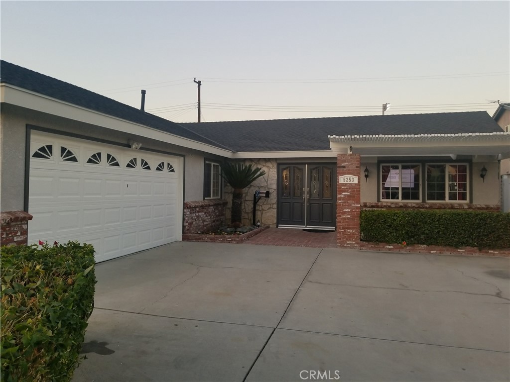 5253 E Woodwind Property Photo 5