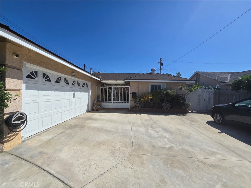 9802 Kern Avenue Property Photo 2