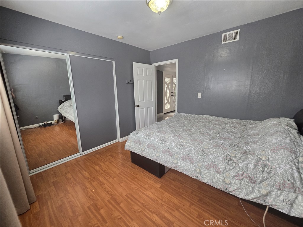 9802 Kern Avenue Property Photo 13