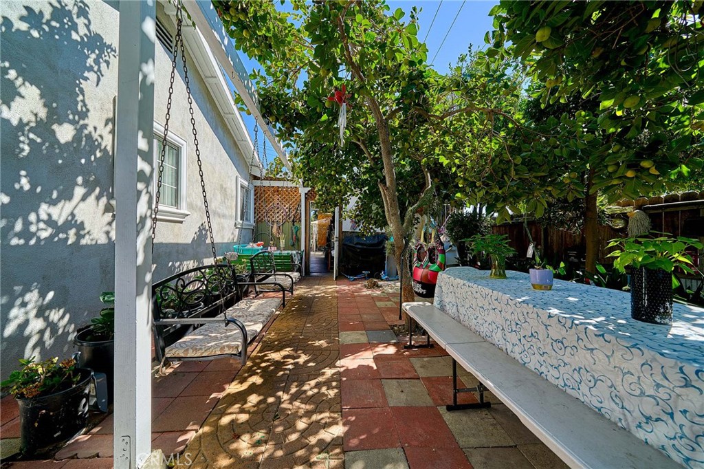 1390 W 33rd Street Property Photo 39