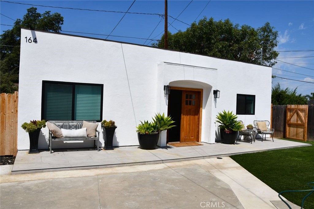 164 S Citrus Property Photo 1