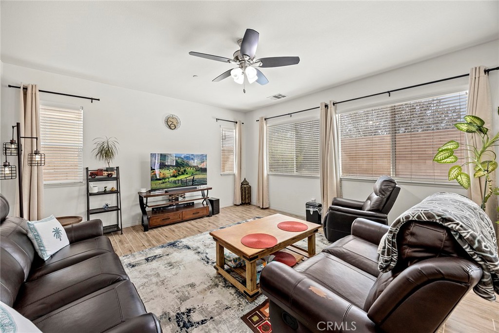 15237 Brookstone Property Photo 1