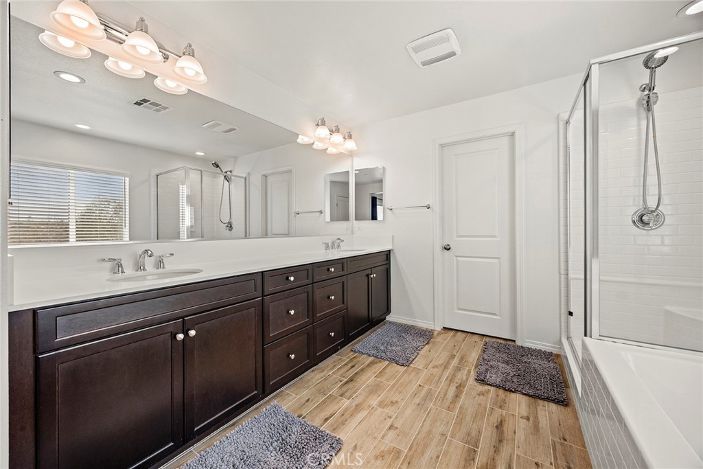 15237 Brookstone Property Photo 14