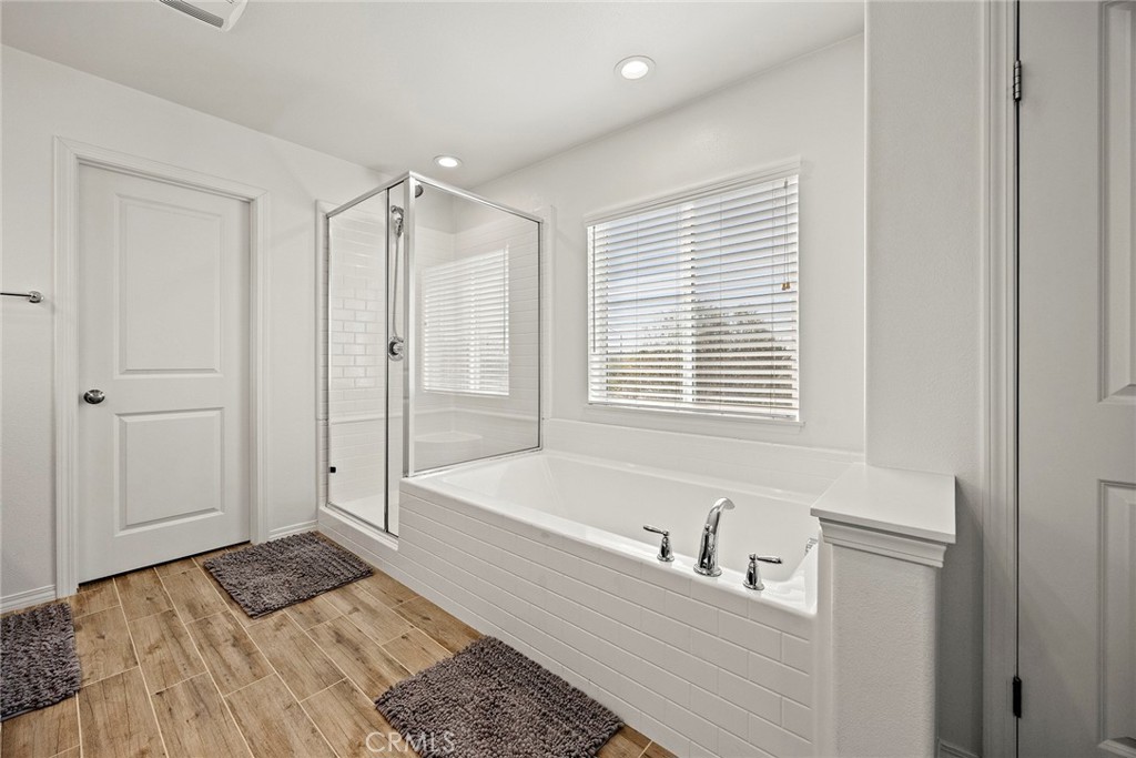 15237 Brookstone Property Photo 16
