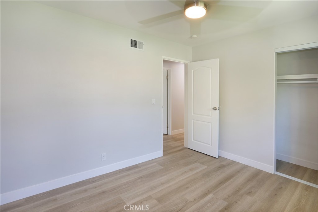 2105 W Hall Property Photo 21