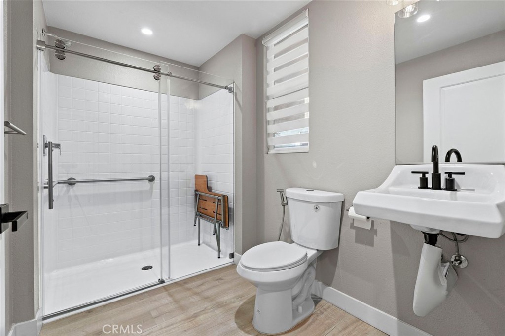 341 S Cypress Street Property Photo 23