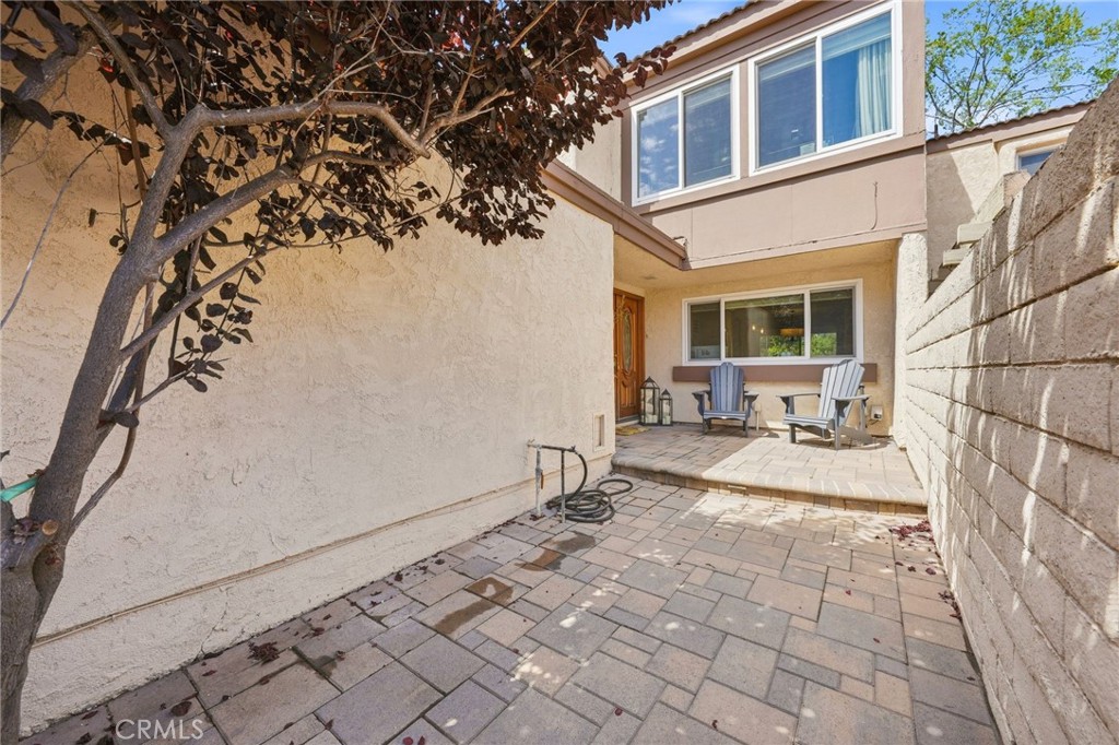 255 S Vista Del Monte Property Photo 3