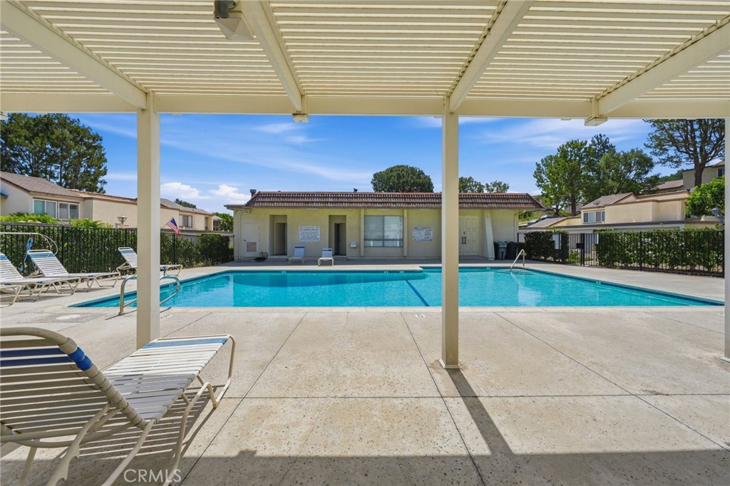 255 S Vista Del Monte Property Photo 30