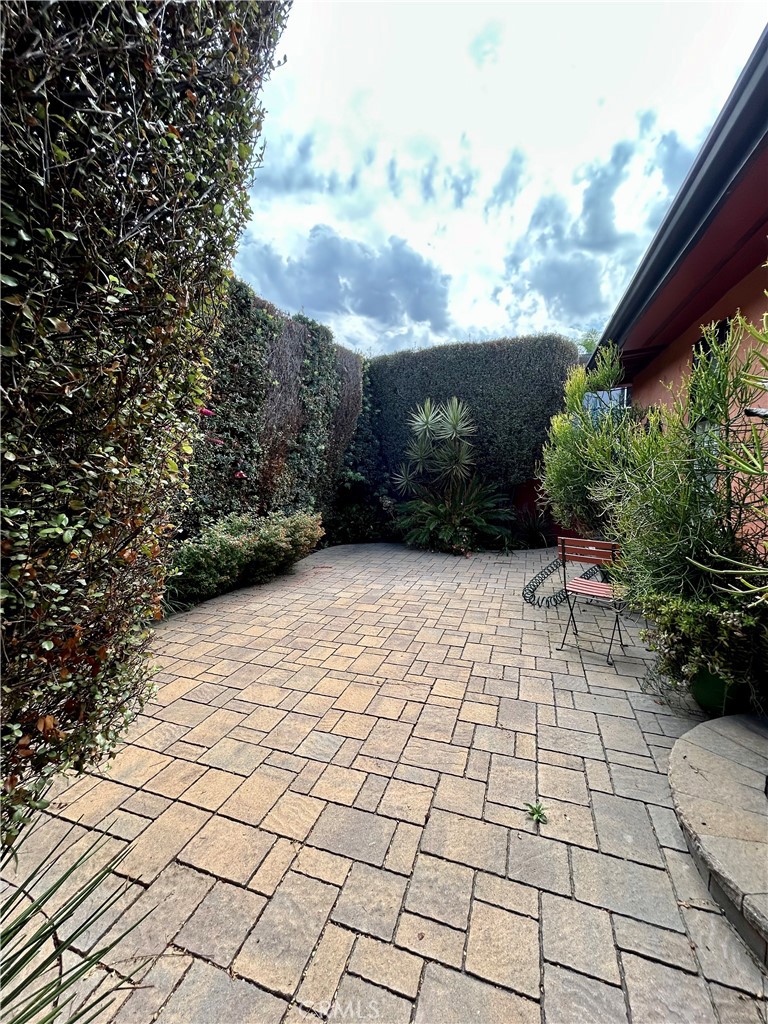 103 Yorktown Property Photo 12