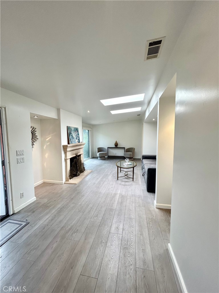 103 Yorktown Property Photo 26