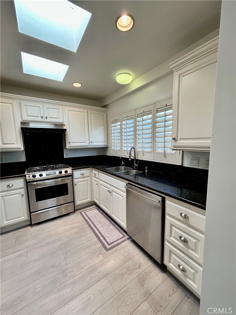 103 Yorktown Property Photo 36