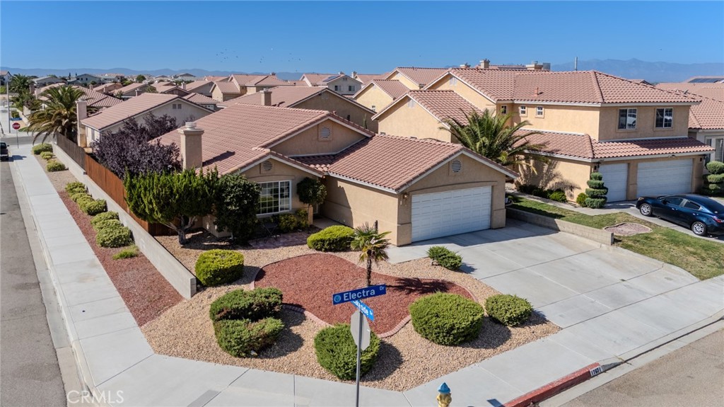 17671 Electra Drive Property Photo 8