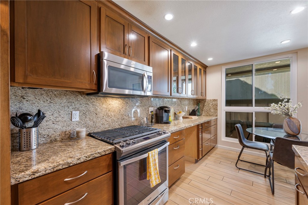 620 N Brea 59 Property Photo 10