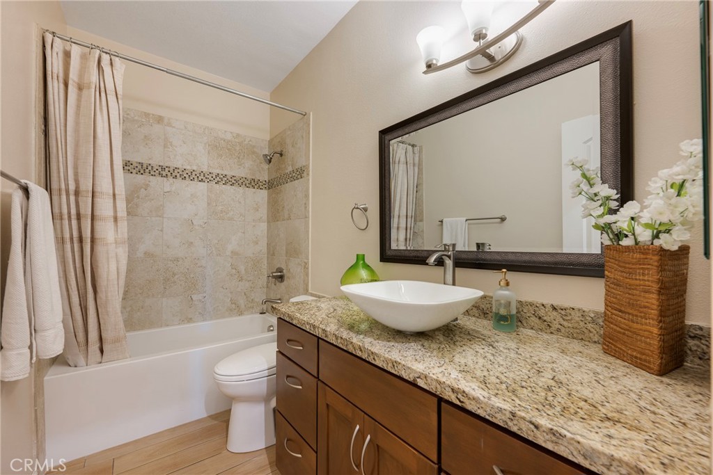 620 N Brea 59 Property Photo 13