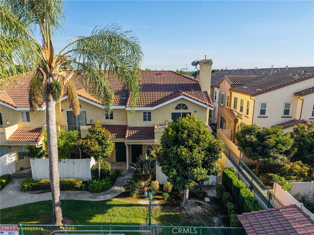 11463 1/2 Excelsior Drive Property Photo 3