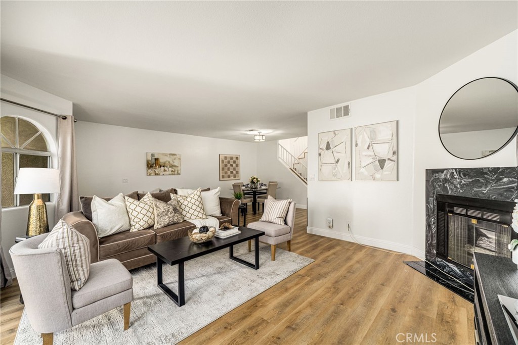 11463 1/2 Excelsior Drive Property Photo 12