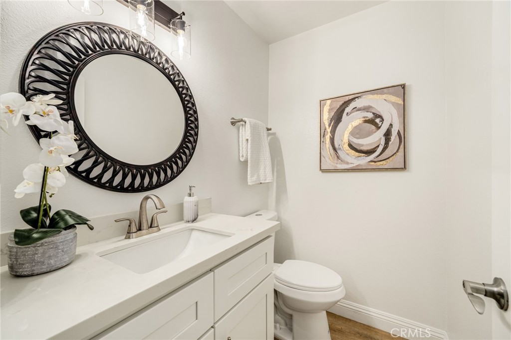 11463 1/2 Excelsior Drive Property Photo 13