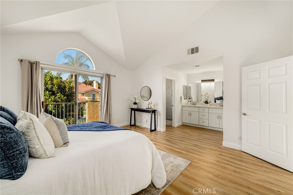 11463 1/2 Excelsior Drive Property Photo 17