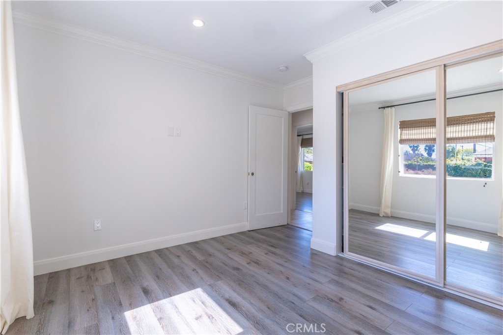 18816 Superior St Property Photo 10