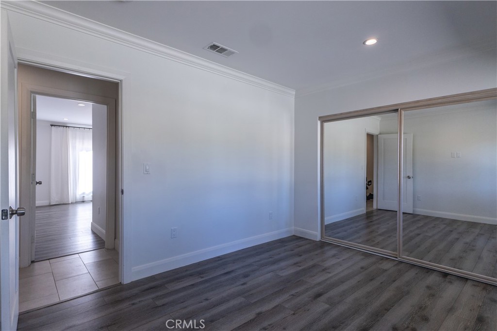 18816 Superior St Property Photo 15