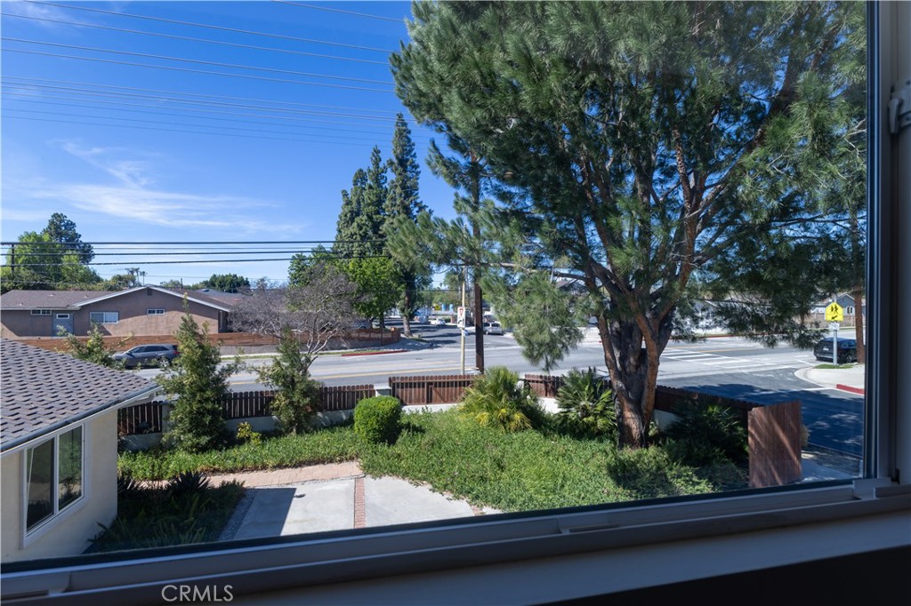 18816 Superior St Property Photo 20