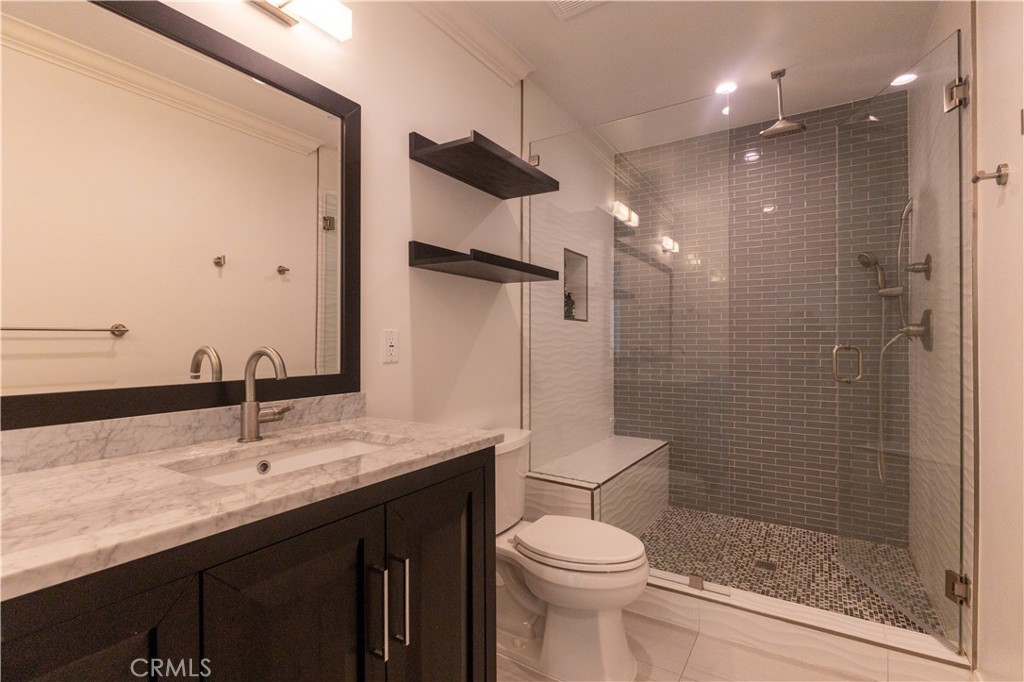18816 Superior St Property Photo 24