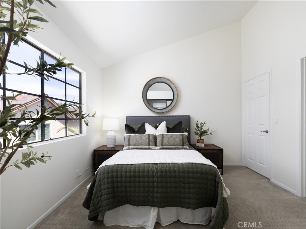 212 Mayfair Property Photo 21