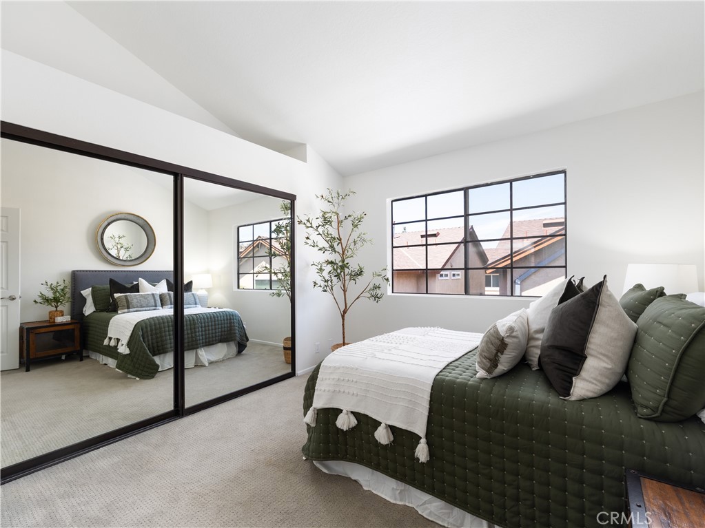 212 Mayfair Property Photo 22