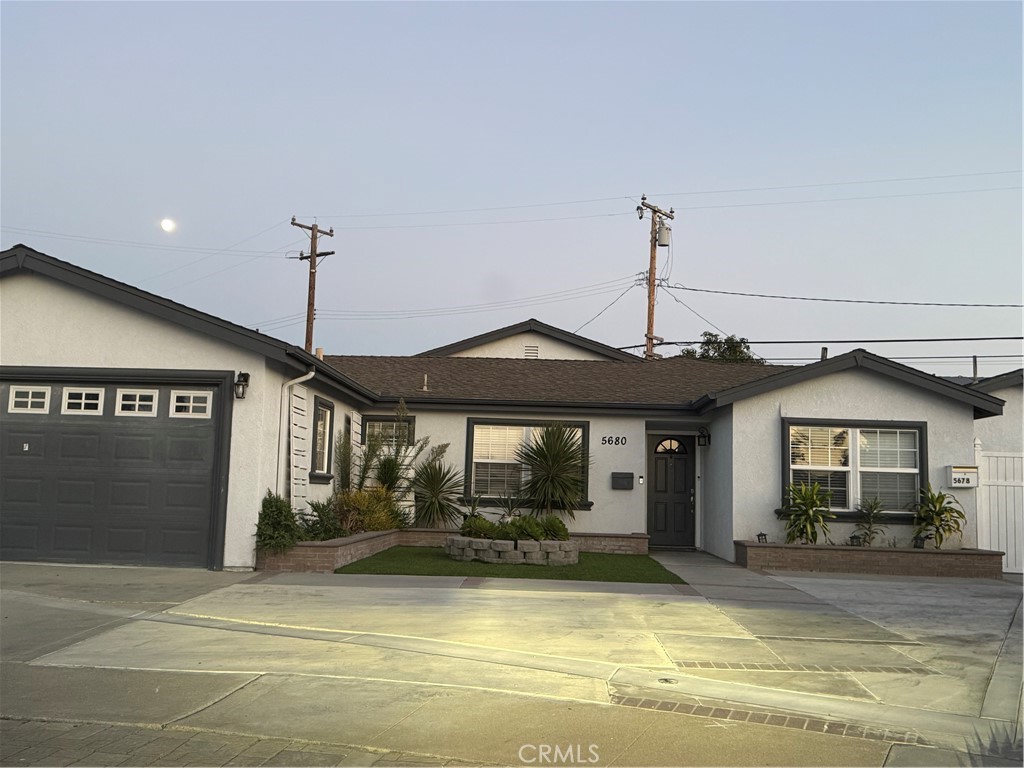 5678 OAK PL Property Photo 1