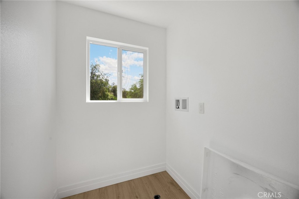 2140 N California Property Photo 20