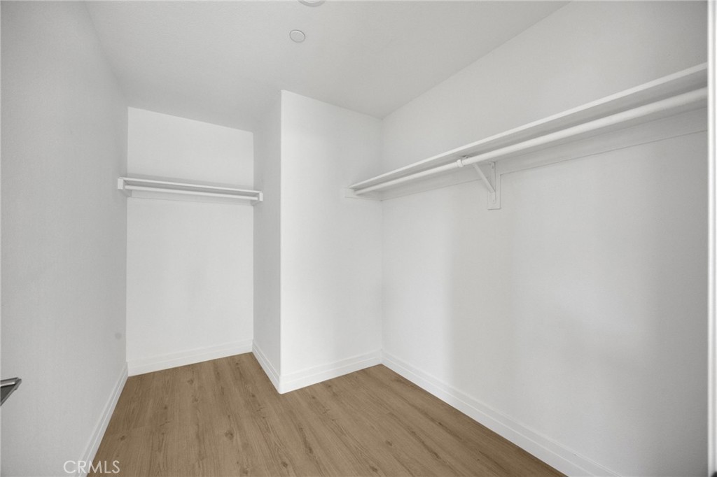 2140 N California Property Photo 31