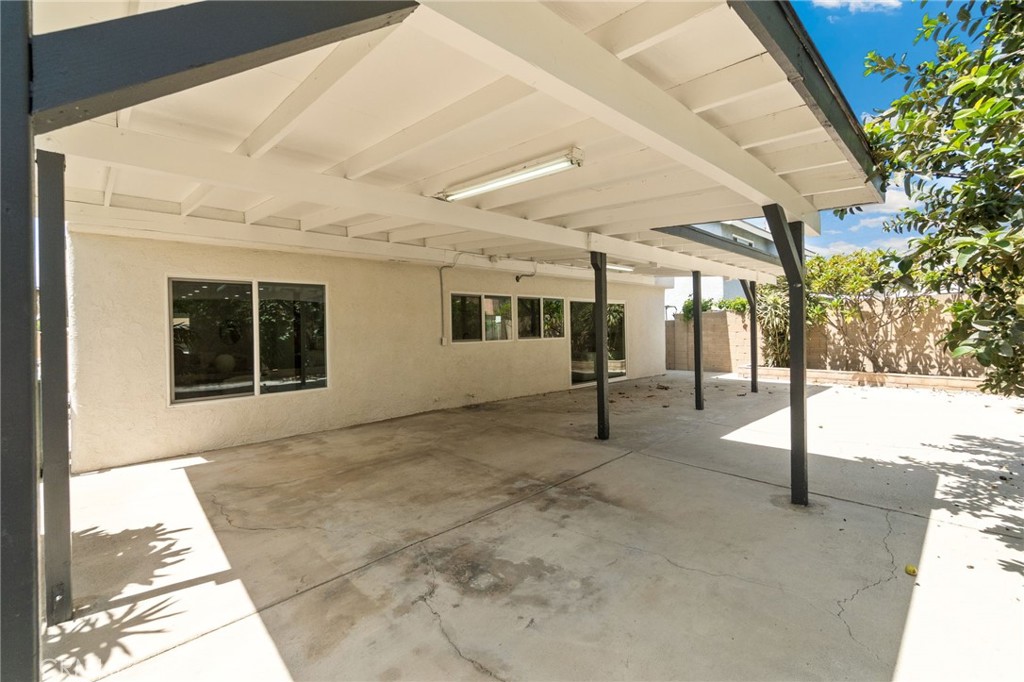 8032 Lancashire Circle Property Photo 32