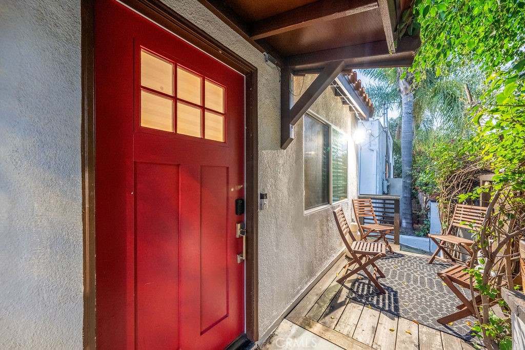 1301 Seward Property Photo 10