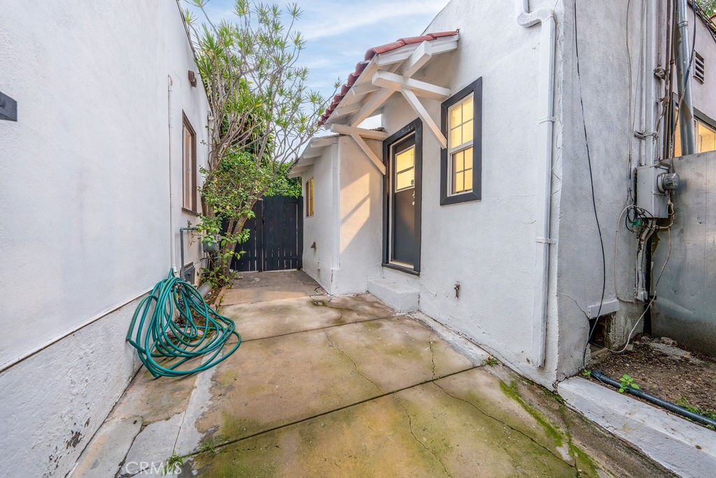 1301 Seward Property Photo 11