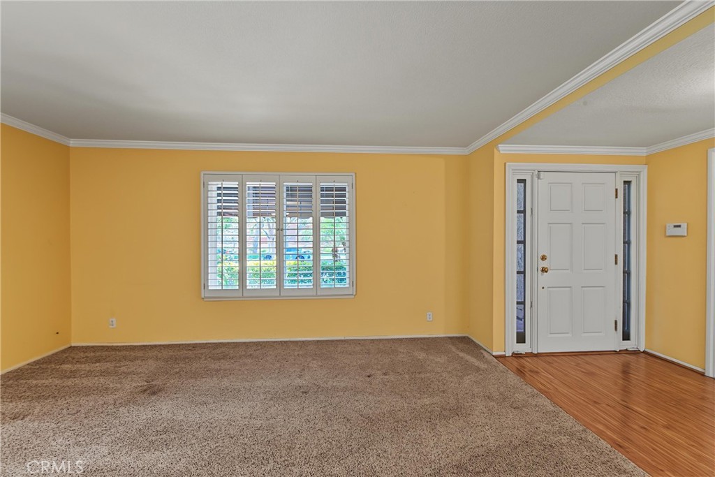 5911 Kingsbriar Property Photo 7
