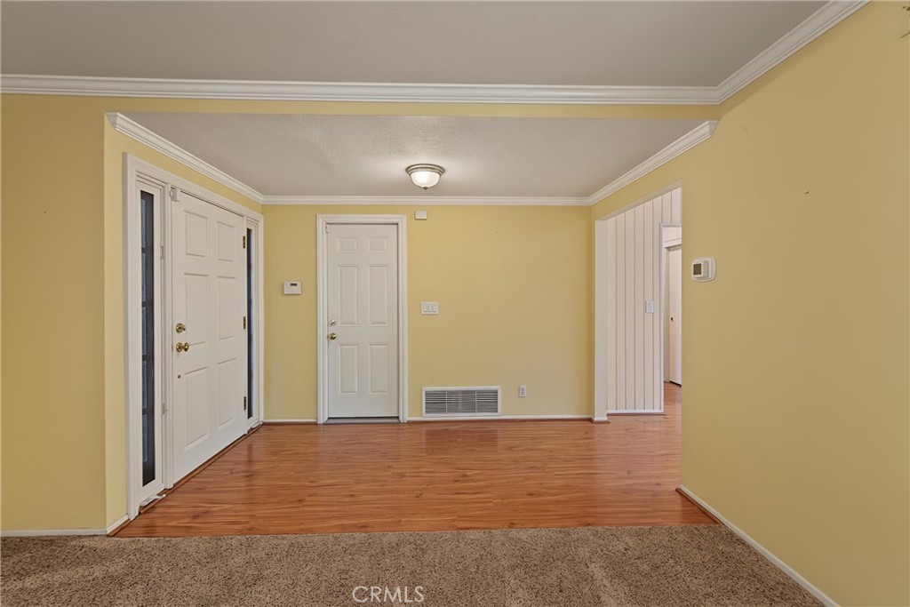 5911 Kingsbriar Property Photo 10