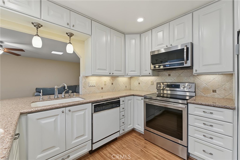 5911 Kingsbriar Property Photo 16