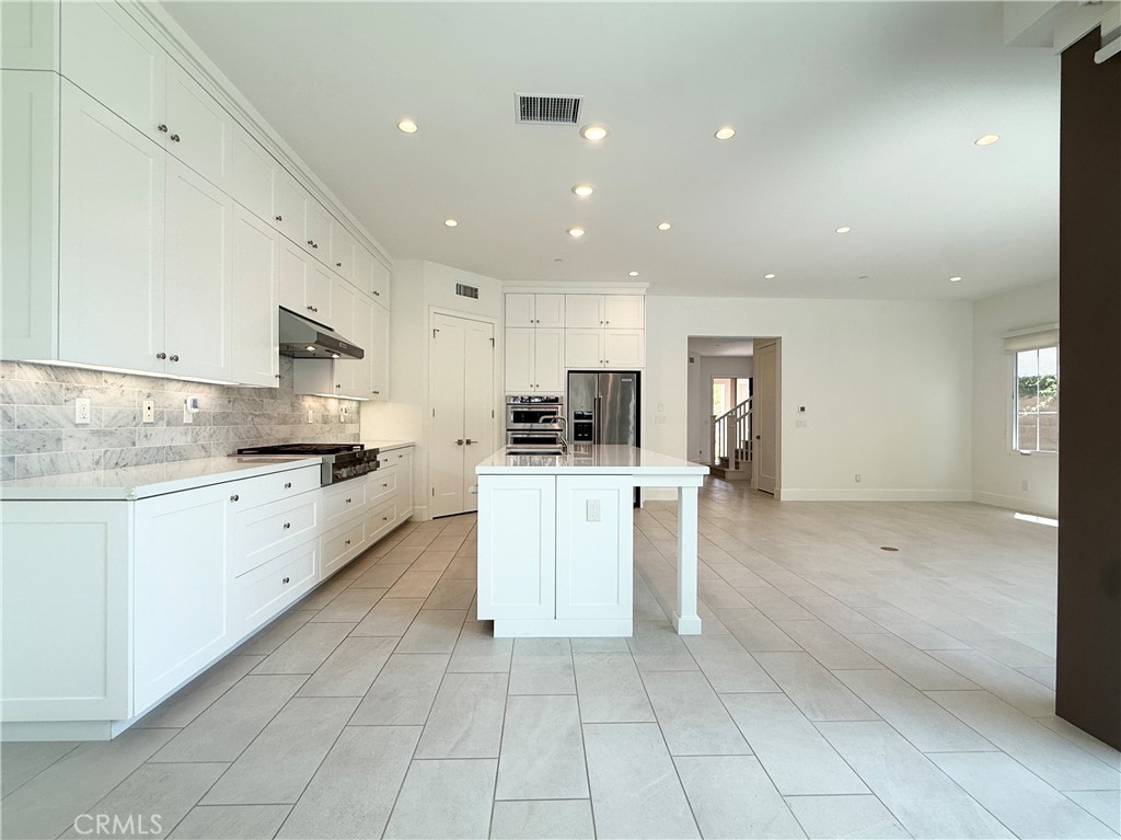 203 Fiore Property Photo 5