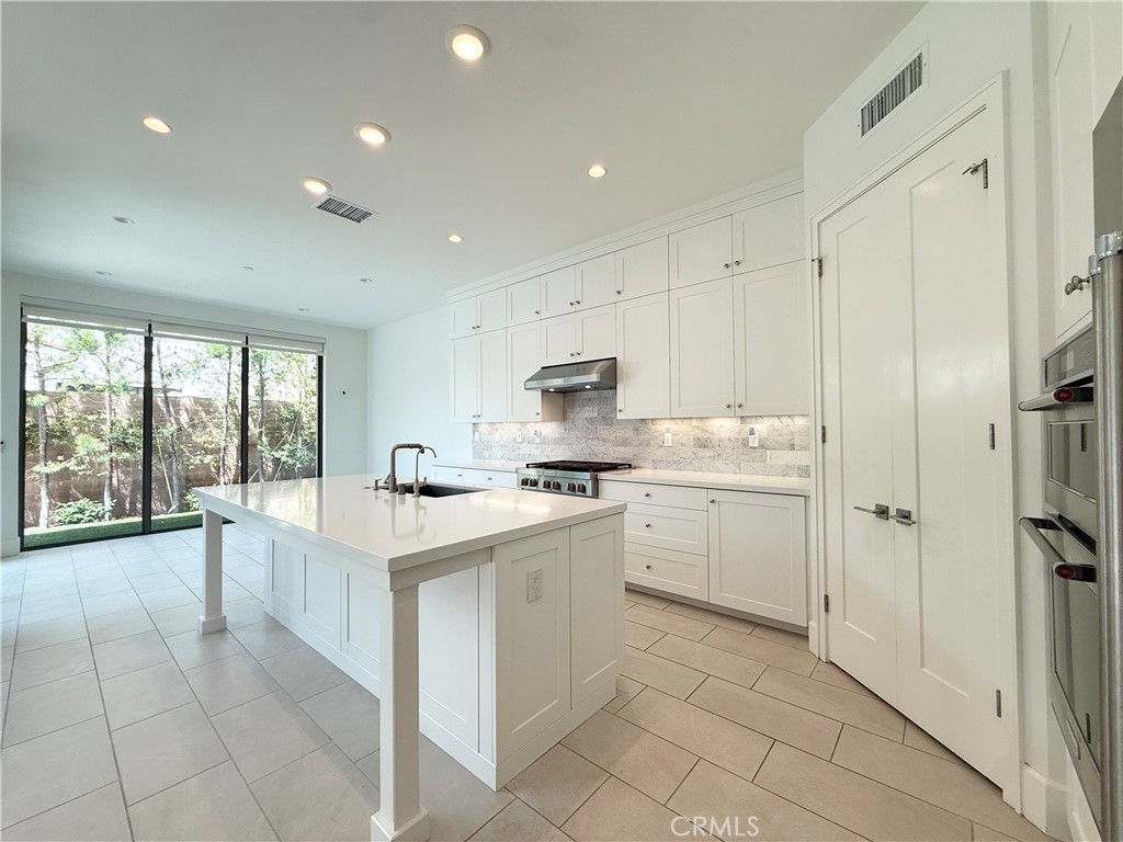 203 Fiore Property Photo 7