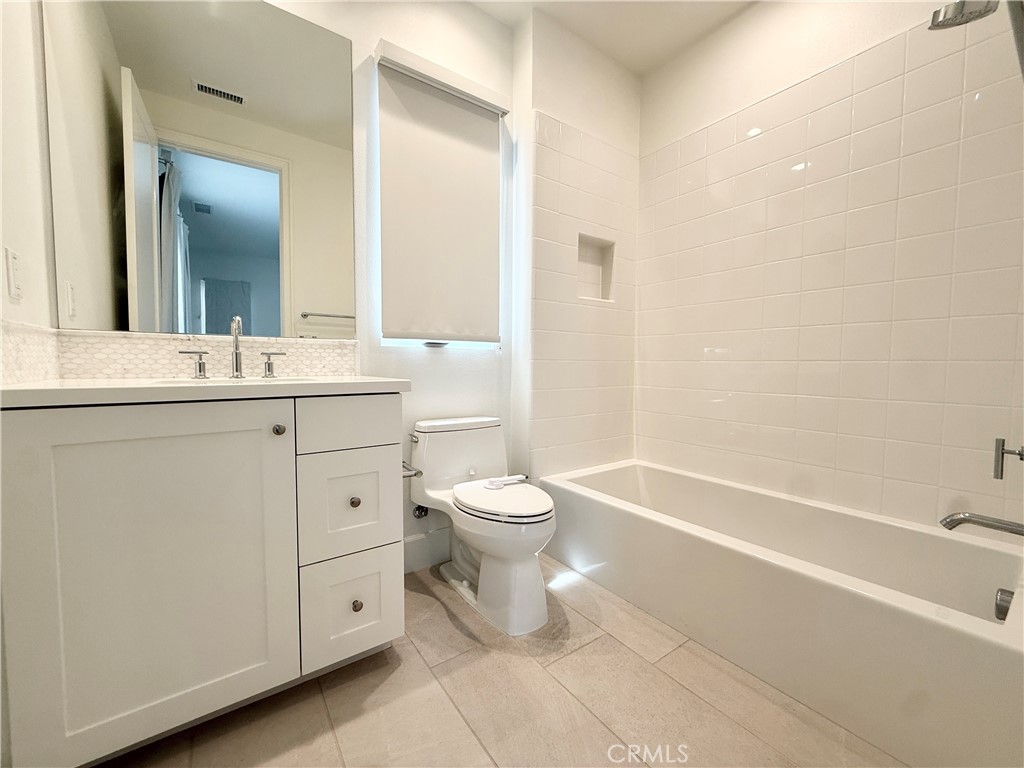 203 Fiore Property Photo 27