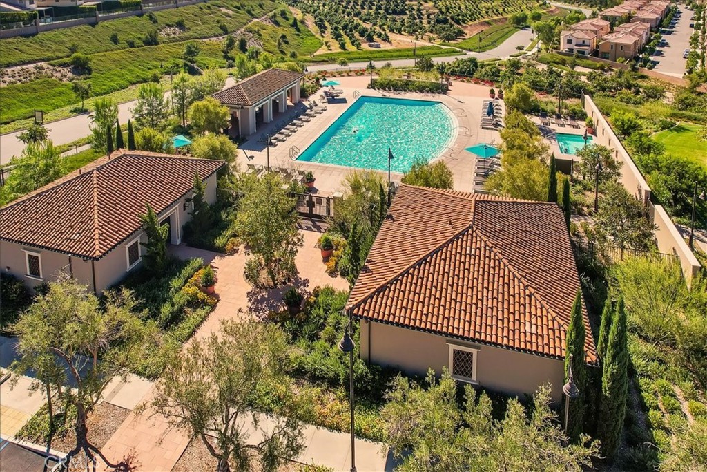 203 Fiore Property Photo 41