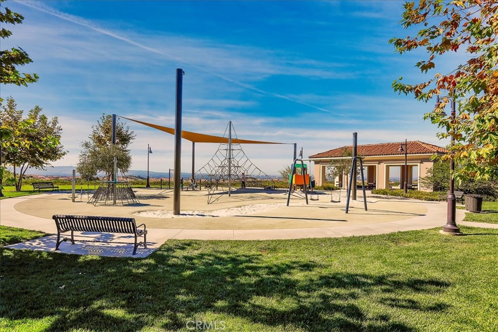 203 Fiore Property Photo 43