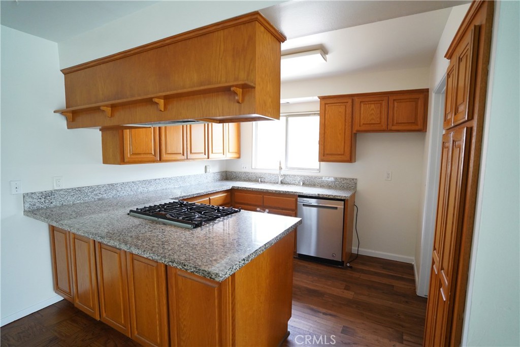 11814 Mayes Drive Property Photo 8